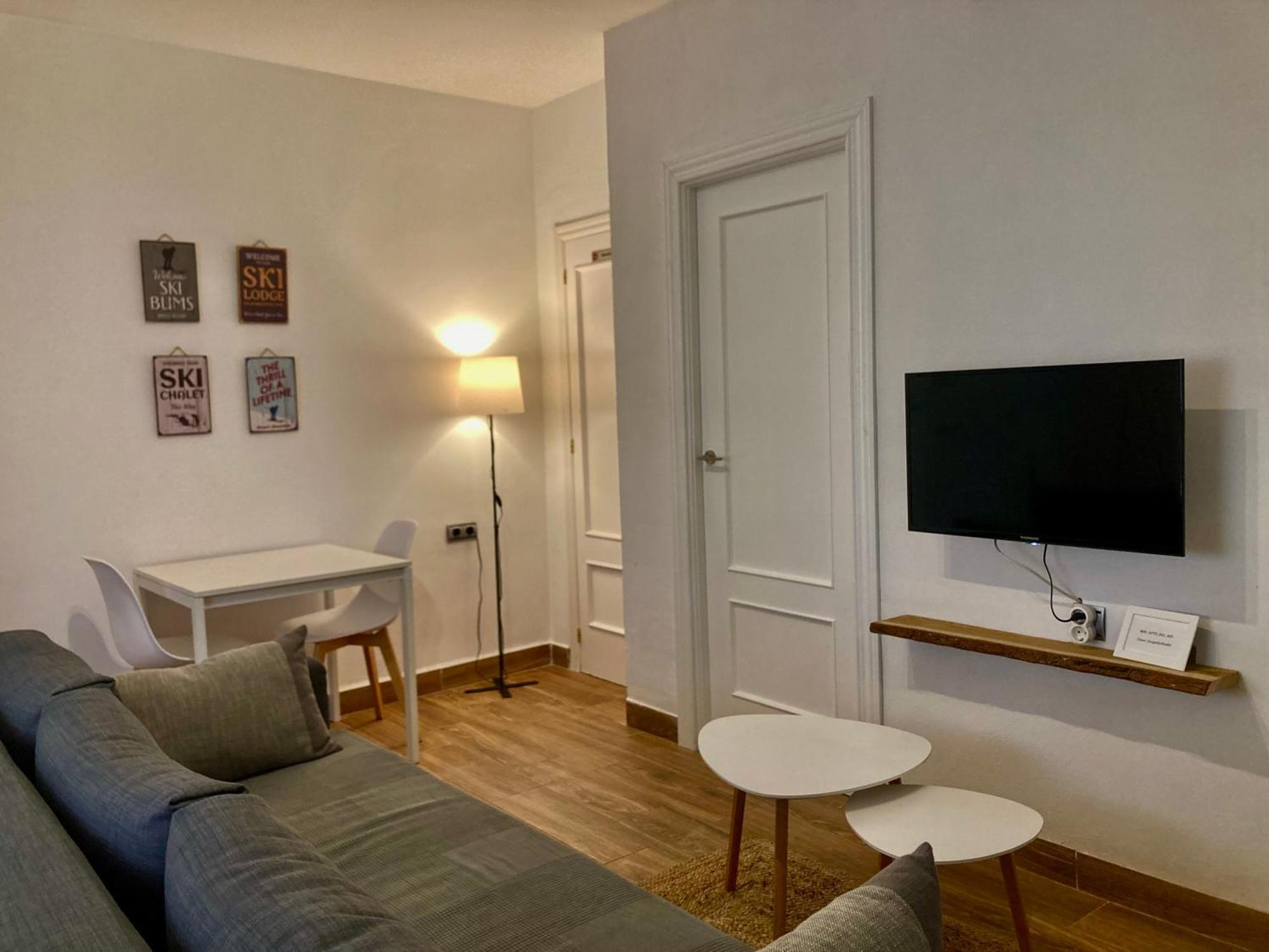 Apartamento Del Rio Pinos Genil Eksteriør billede
